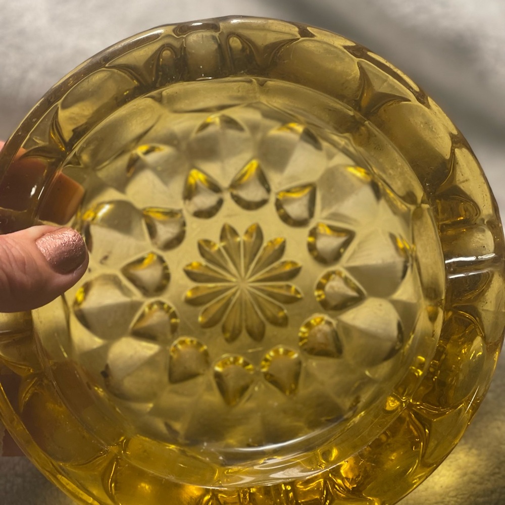 Vtg Anker Hocking Honey Amber colored large ASH TRAY.